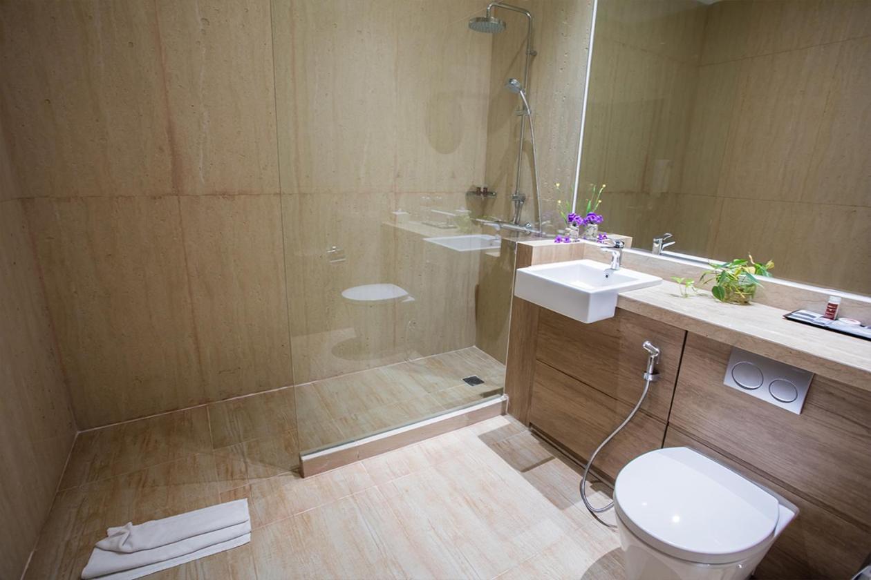 Bigland Hotel & Convention Sentul Bogor Eksteriør bilde